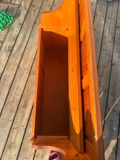 pine bench