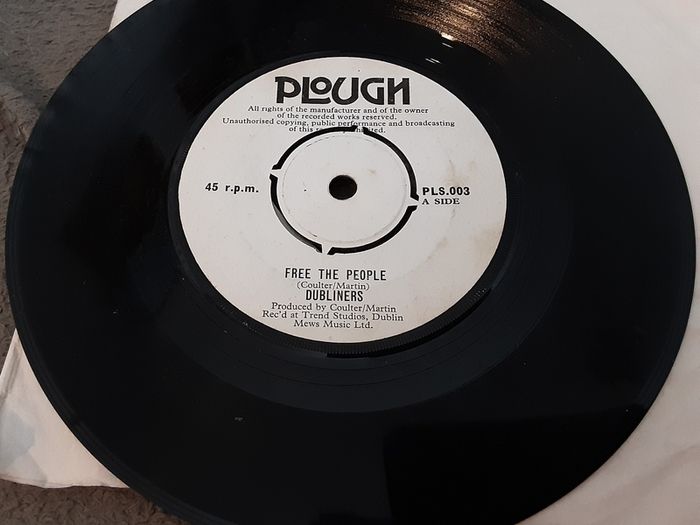 irish pressed single DUBLINERS