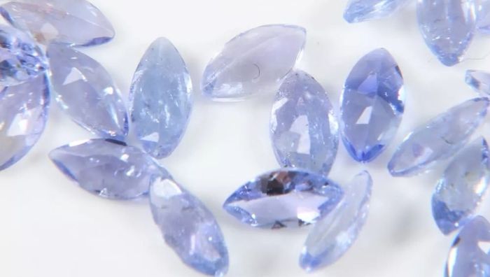 20x Tanzanite gemstones 5ct