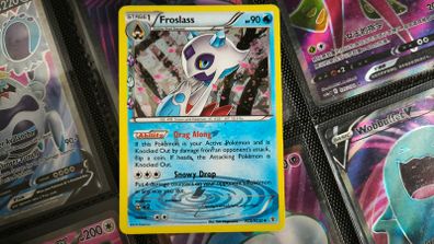 Froslass ! Radiant Collection ! from Generations Set ! 2016 ! Pokemon Card !