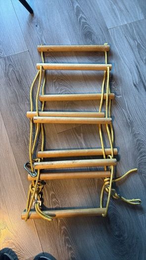 indoor climbing frame