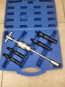 Inner bearing puller