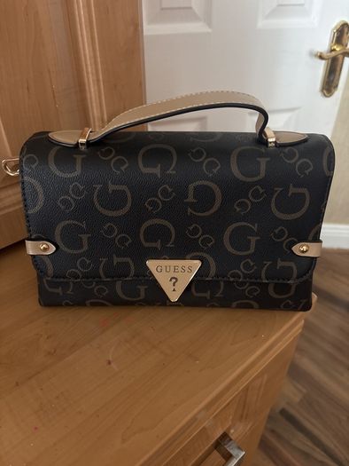 Women's Guess Handbag