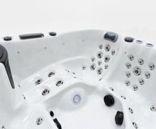 Fast Delivery New 6 Person Gecko Ruby 6 hot tub