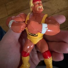 Hulk Hogan WWF 1991  5" Wrestling Figure