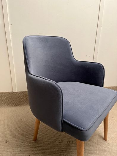 BELLO-A oak frame