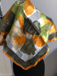 Bonita scarf