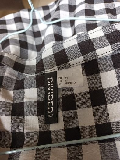 Divided Check Black/White  . S.16