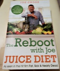 The Reboot with Joe Cross. 351 page paperback 5euro