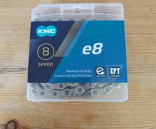 8 Speed electric bike chain e8 KMC BNIB New Sealed