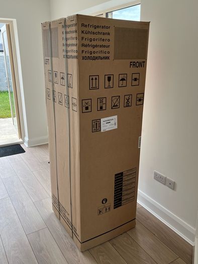 Brand New NordMende 54cm Freestanding 170cm Low Frost Fridge Freezer - White | RFF60405WH