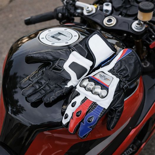 Premium Touchscreen Motorcycle Riding Leather Gloves