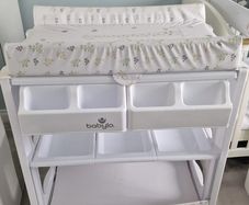 Baby changing table