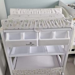Baby changing table