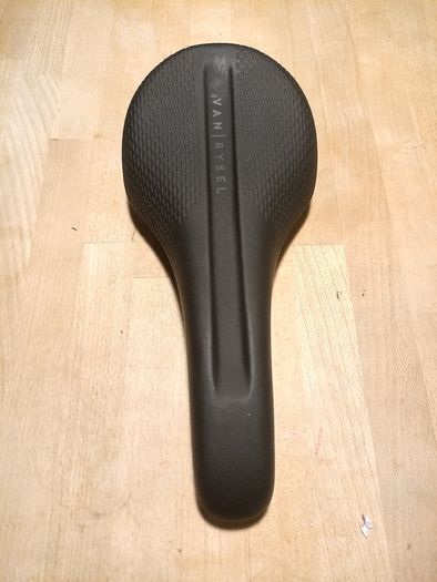 Van Rysel bike saddle