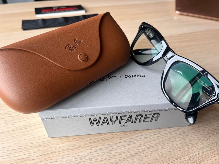 Ray-Ban Meta Wayfarer Gen 2 | Transitions | Like New