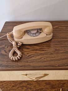 Vintage 1960 Bell  Princess telephone