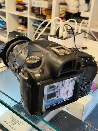 Sony Alpha SLT-A58 20.4MP Digital SLR Camera, Comes with the Battery and its Charger