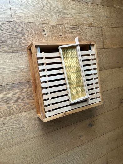 Cedar National Beehive Super Box with 12 built frames