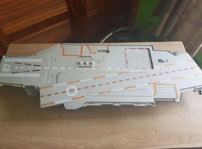 aircraft carrier