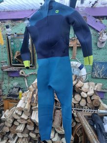 Wetsuit