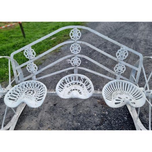Cart Wheel Bench With tractor seats White KAS1358
