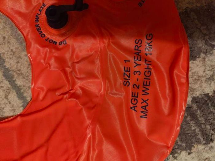 Speedo kids swim ring 2/3 yo