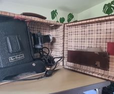 Vintage Neo-Diafant projector