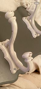 ShabbyChic Heavy board with 3Large Hooks