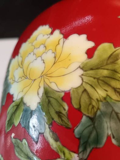 8" Pair of Shende Tang Hand painted Chinese Vintage Vases