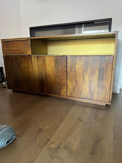 Sideboard