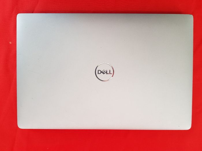 Dell Latitude 5420 (Touchscreen), i7 Cpu (11th gen), 32 GB Ram,256 GB (SSD).