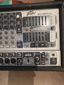 Peavey i8B 8 channel mixer & Power amplifier