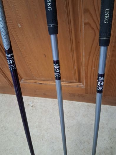 Golf Clubs. US Kids Golf Set For Right Handed 9 To 10 Year Old.Collect In Dublin Or Receive Via Post. .