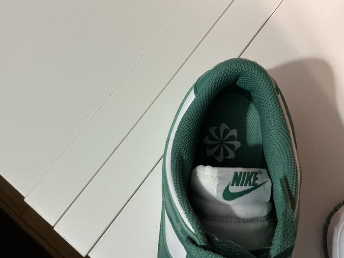 Nike Dunk Green size 6