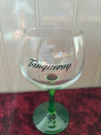 Set of 6 gin goblets Tanqueray