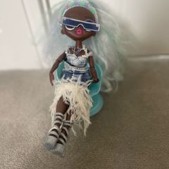 LOL Doll - hair styling doll