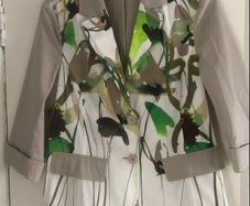 Ladies stunning blazer size 10 like new