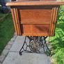 Antique Singer treadle sewing machine Image 6
