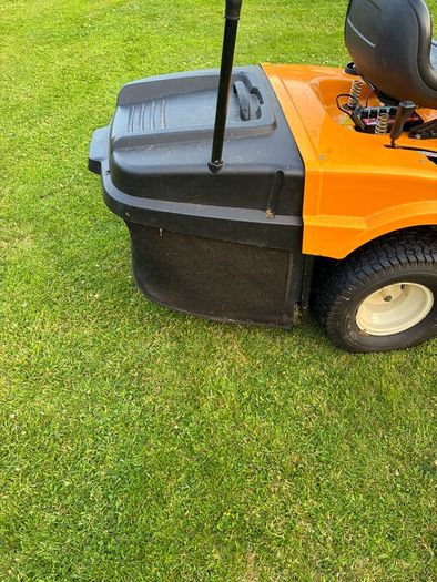 ride on lawnmower
