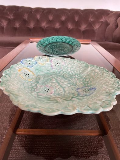 Pair of Late Victorian Collectors Cabbage Plates