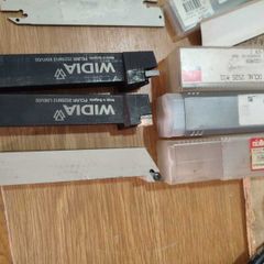 Lathe tools/ inserts