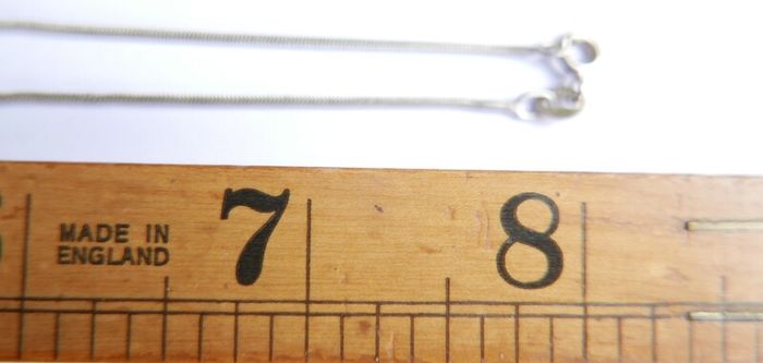 Vintage 925 Sterling Silver and Genuine Baltic Amber Spider Pendant length 16" - 4,8g