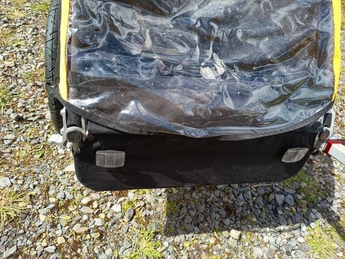 Burley Bee double bike trailer