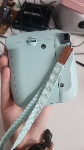 Camera instax