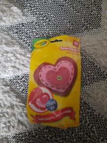 crayola heart sewing kit