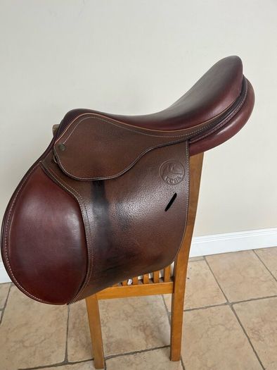 17.6 UCHA Jump/GP Saddle