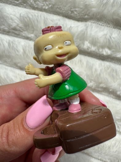 2001 Lil Lillian DeVille 2" Weetos Cereal EUROPE PVC Action Figure Rugrats Used Please look at the pictures