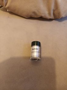 NYX pigments make up