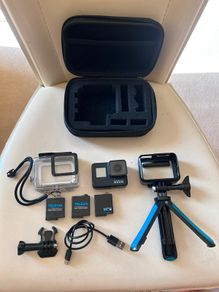 GoPro HERO7 Black Complete Bundle